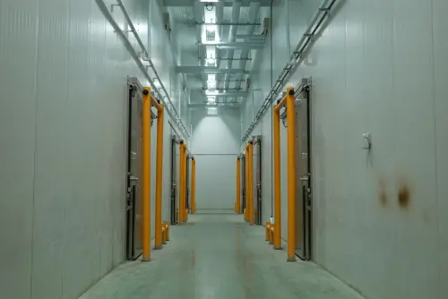▲冷鏈倉儲也有區分較小空間，可以客製化使用、與其他產品區隔。（圖／記者李青縈攝）