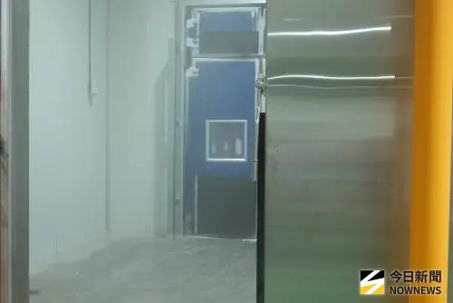 ▲新科智慧國際物流中心採取多溫層設計，涵蓋恆溫、冷藏及冷凍等不同倉儲型態。（圖／記者李青縈攝）