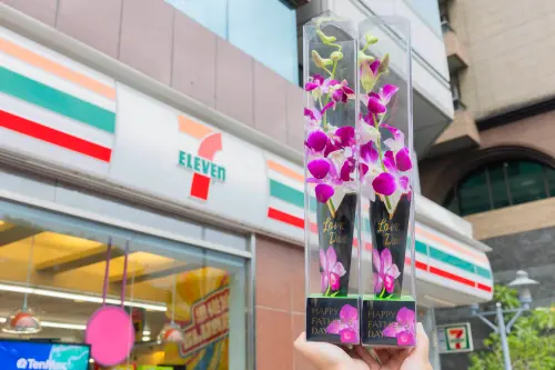 ▲7-11限定門市販售空運進口石斛蘭，售價188元。（圖／7-11提供）