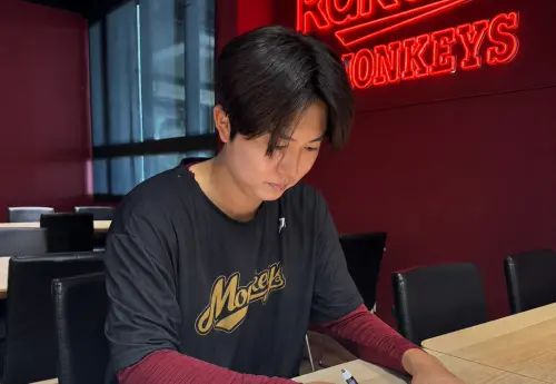 樂天桃猿補強育成洋將京山將彌！具備日職經歷　今年赴韓職當亞外