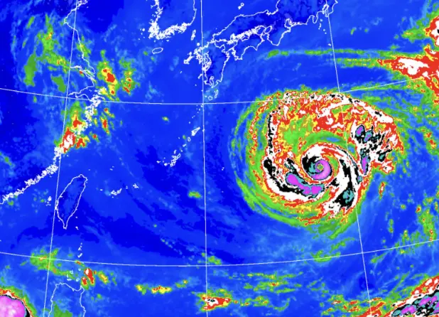 ▲白海豚颱風生成已經10天，路徑主要往西，但周末仍有不確定性。（圖／中央氣象署cwa.gov.tw）