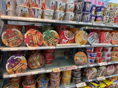 統一肉燥麵跌出前十！2026「霸主泡麵」台灣人一個月吃爆4.6萬杯