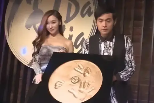 周杰倫遭中國狗仔爆料有私生子！同框緋聞女股東劉若雪照片被挖出