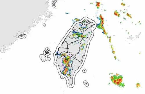 ▲氣象署針對嘉義市、嘉義縣、臺南市、高雄市、屏東縣發布大雷雨警報。（圖／中央氣象署cwa.gov.tw）