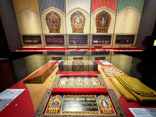 龍藏經是什麼？七世福報由來、功效　故宮南院：不用排隊能量也強