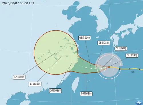 ▲白海豚颱風路徑仍穩定向西行，周末會進入台灣北部海面，並且預估從中國台州到溫州附近登陸機率最高。（圖/中央氣象署cwa.gov.tw）