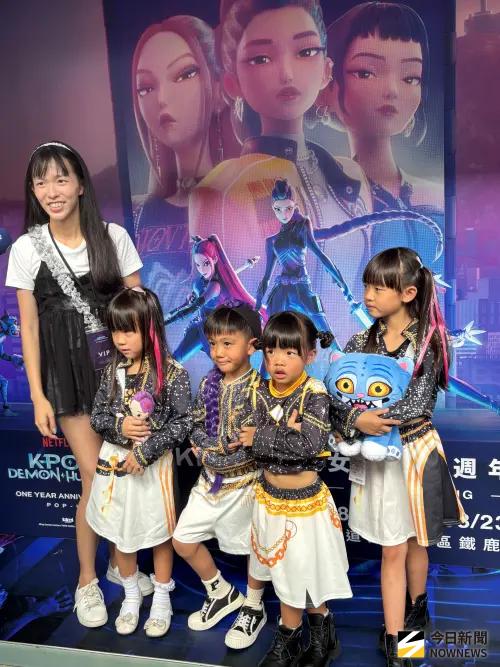 「K-POP獵魔女團」快閃店前進台中 百款限定週邊大熱賣
