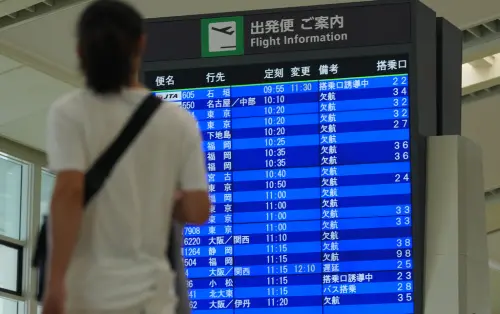 ▲白海豚移動像蝸牛！沖繩災情因「拖時間」越滾越大（圖／美聯社／達志影像）
