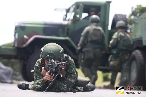 ▲漢光42號演習第三作戰區下午於新北戰術位置實施戰場搶修科目，編實動員官兵投入訓練。（圖／記者葉政勳攝 ,2026.08.08）