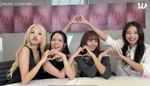 BLACKPINK四人合體了！10週年太敷衍被罵爆　Jisoo直播跟粉絲道歉