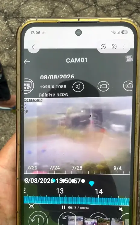 ▲▼淡水崁頂里遭遇龍捲風過境，有民宅屋頂被掀飛，畫面相當恐怖。（圖／翻攝自Threads@kandingvillage520）