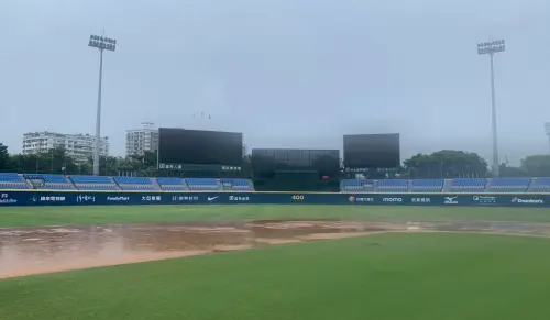▲受到北海豚颱風影響，北部降下豪大雨，新莊球場富邦悍將、統一獅之戰宣布延賽。（圖／記者陳柏翰攝,2026.8.9）