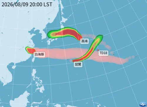 ▲白海豚今日下午減弱為輕颱，並登陸中國浙江；昌鴻與琵鷺距台灣遙遠，TD18則預計向北移動，對台灣都沒有直接影響。（圖／中央氣象署cwa.gov.tw）