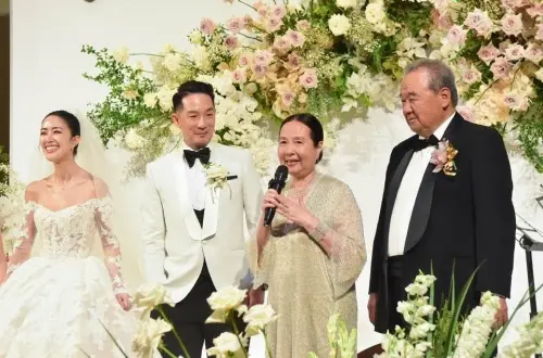 ▲徐莉玲（右2）傳出在徐子翔（左2）過世後，與兒媳婦譚以欣（左1）婆媳之間幾乎沒有任何互動。（圖／翻攝自徐莉玲FB）