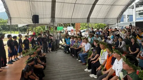 ▲日光小林村民以大武壠族傳統歌謠，開啟重要且充滿祝福的一天。（圖／翻攝畫面）