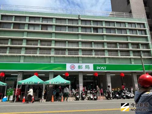 ▲百年豐原郵局歷經3年6個多月局屋整修，業已竣工，今（10）日舉行遷回營業啟用典禮，再展新頁。（圖／記者金武鳳攝，2026.8.10)