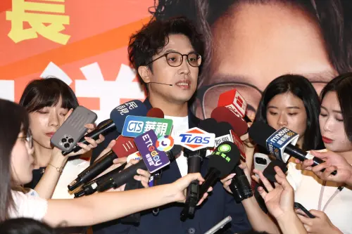 黃光芹曝徐巧芯認證「私下很客氣」　沈伯洋：謝謝徐委員肯定