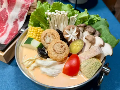▲《哆啦A夢》造型魚餅，有2種表情。（圖／記者蕭涵云攝）