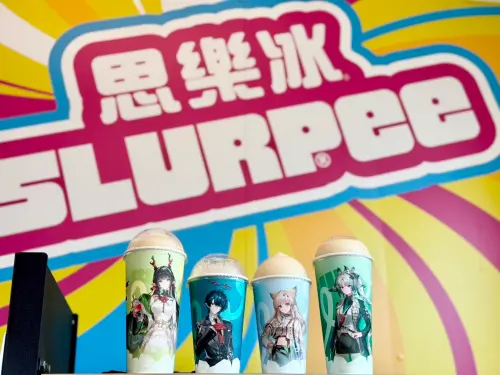 ▲7-11思樂冰也將於8月19日起攜手遊戲《明日方舟：終末地》推出聯名活動，推出4款限定杯身。（圖／7-11提供）