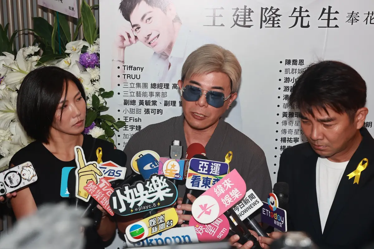 ▲左起大牙、馬幼興、謝承均（如圖）現身王凱告別式，三人分別分享了好友生前暖舉。（圖／記者葉政勳攝影）
