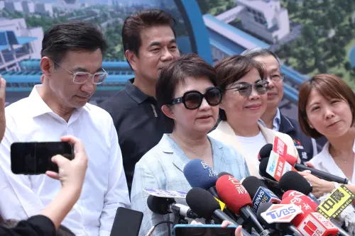 韓國瑜罕見開嗆崐萁　盧秀燕急降溫：兩人都是成熟有智慧的政治家
