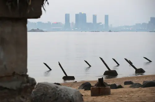 ▲經濟學人狠批：台灣民主正被自己人出賣（圖／美聯社／達志影像）