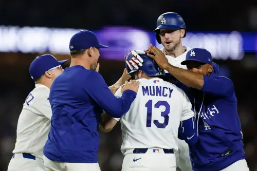 MLB／蒙西再見安打！道奇延長賽5：4氣走皇家　道奇8月份首次連勝