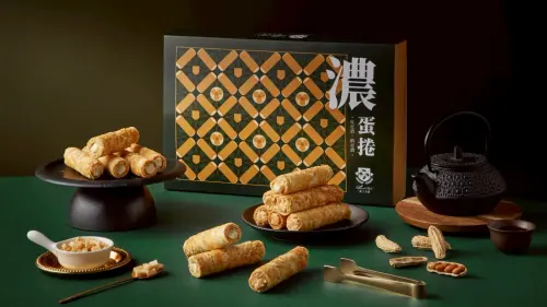 ▲起士公爵這次首度將乳酪工藝帶進蛋捲，「濃蛋捲」最大的特色，是乳酪不只藏在內餡，連外層蛋捲脆餅都帶著濃郁乳酪香氣。（圖／起士公爵提供）
