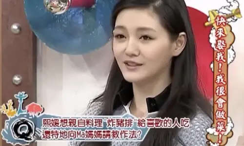 大S為仔仔學做炸豬排！第1次下廚「皮肉分離」　她狂傳簡訊先自首