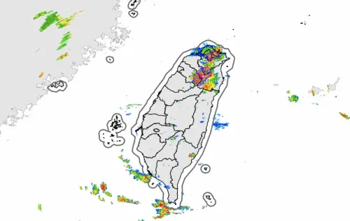 國家級警報響了！新北、新竹暴雨狂轟　氣象署發布「大雷雨警戒」