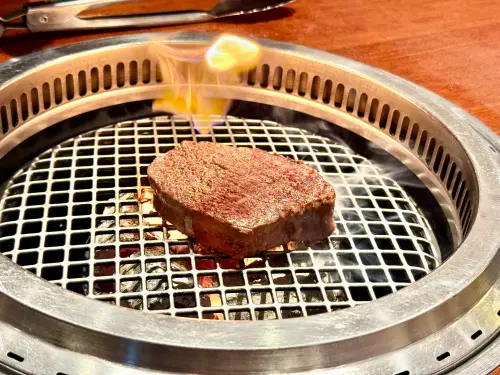 GD韓牛愛店TTEURAK客座梵燒肉！菲力牛排、醬蝦、牛尾飯推薦菜單
