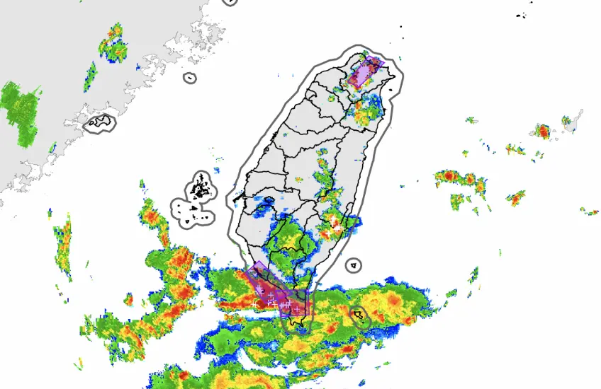 ▲氣象署針對屏東、台東等地發布大雷雨警戒，提醒民眾注意雷擊。（圖／中央氣象署cwa.gov.tw）