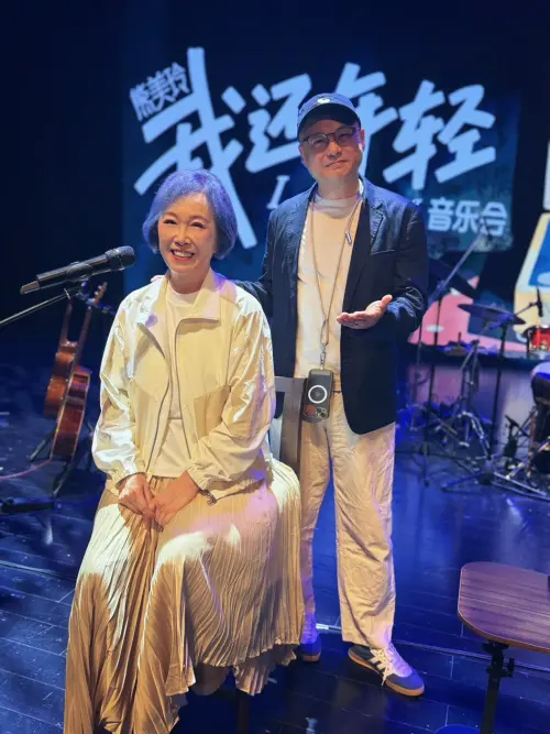 ▲熊美玲（左）鼓勵所有人：「不要再猶豫，想做就趕快去做。」（圖／創客音樂工作室提供）