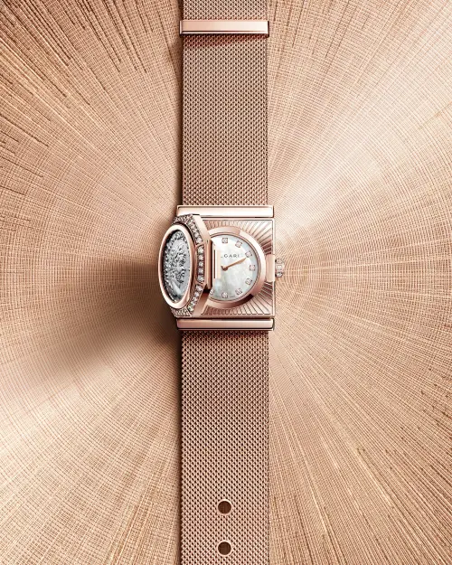 ▲BVLGARI Maglia Milanese Monete頂級玫瑰金古幣鑲鑽神秘腕錶。（圖／BVLGARI提供）