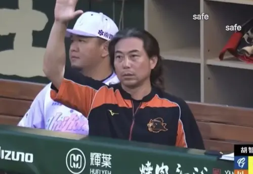 影／董子恩神級跑壘多賺1分！騙過陳聖平　統一獅林岳平也看傻　