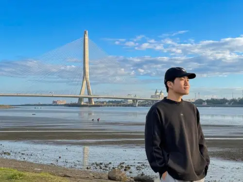▲蕭伊曾被質疑為了名利與Joeman（如圖）交往，不過她反駁從沒把對方當成ATM，想要的東西全是自己買的，不用靠任何人。（圖／Joeman臉書）