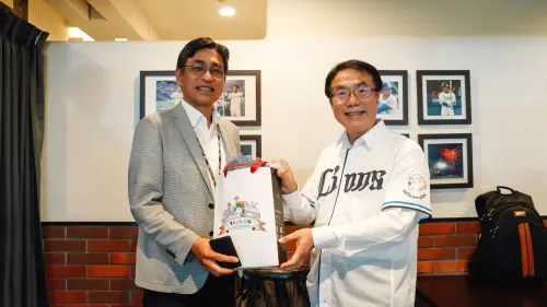 黃偉哲與西武獅社長奥村剛交流　攜手以棒球行銷臺南觀光