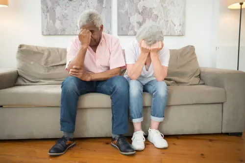 賣掉繳清30年房貸的家！74歲退休夫妻改住6000元社宅：不用再忍了