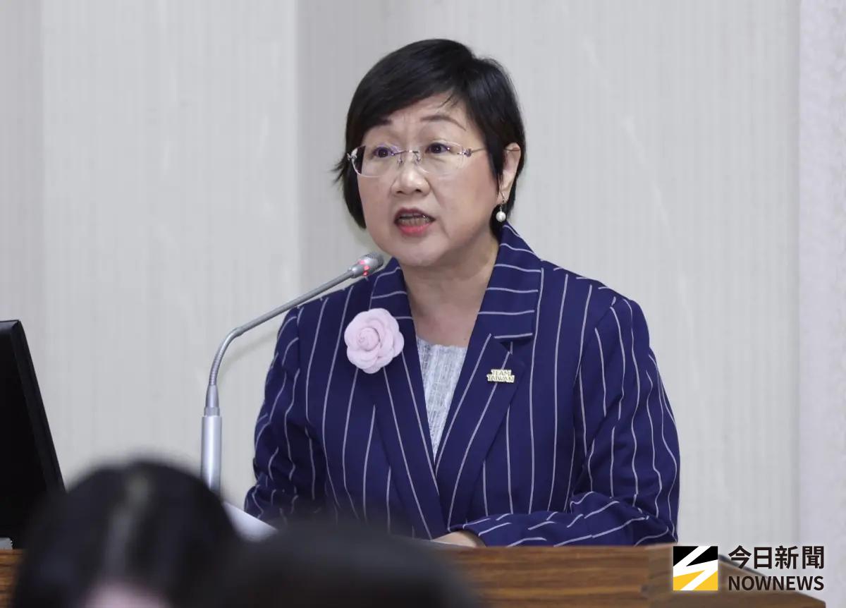▲僑委會委員長徐佳青遭控多次攜14歲兒子隨行出訪。（圖／記者朱永強攝）