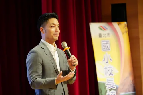 「明天的問題問A答B」梗圖瘋傳　蔣萬安被酸「寶立答B」回應了