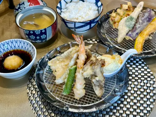▲ 台灣限定「梅」套餐，半價開幕優惠。（圖／記者蕭涵云攝）