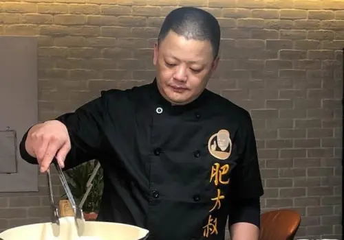 ▲肥大叔在日前被發現暴瘦後，於本月5日猝逝。（圖／翻攝自肥大叔FB）