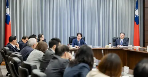 賴清德宣布明年普發1萬　吳嘉隆評高招：化解提前跛腳風險