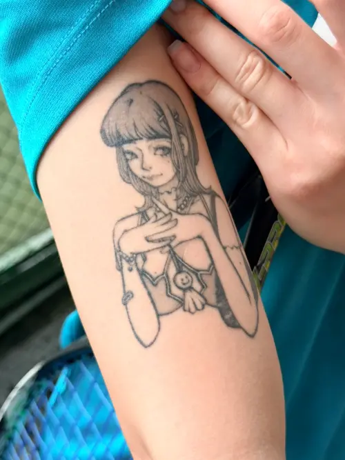 ▲江旻育手臂上的新刺青，是今年準備挑戰亞運選拔賽前，送給自己的禮物。（圖／記者林子翔攝 , 2026.08.20）