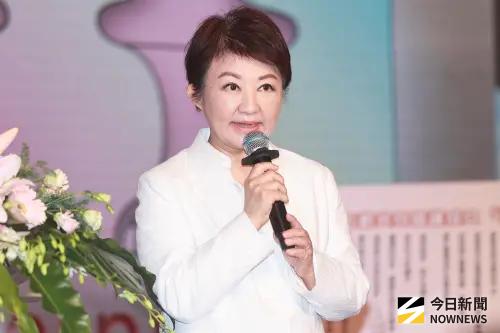 盧秀燕揪著「棄單」狂罵！他看破套路酸：下毒是你、解毒也是你