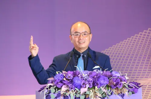 ▲黃義從表示，AI需求爆發後，半導體產能快速被市場消化，過去3年擴充的產能幾乎在1年內用罄，未來3年規劃新增的產能也大多已被客戶預訂。（圖／記者鍾泓良攝影）