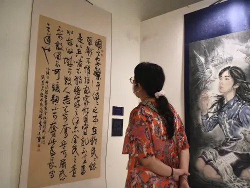 海光藝文特展登場　展現海軍80週年忠義軍風