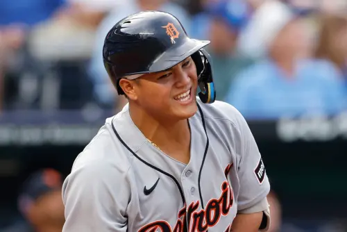 李灝宇8月打擊率3成45！瓦查成最大苦主　棒頭甩出去讓主播也驚呼