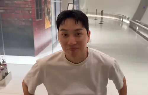 百萬YTR坐輪椅被工作人員絆倒！他怒公開監視器　遭疑公審急道歉