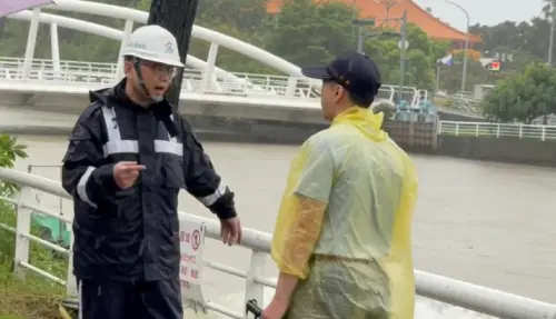 豪雨影響南台灣　賴瑞隆勘查水情籲市民提高警覺防汛不鬆懈